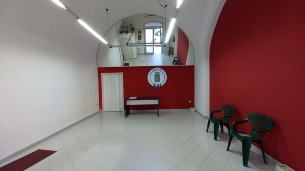 Locale commerciale in zona Piazza Grenoble - immagine 3
