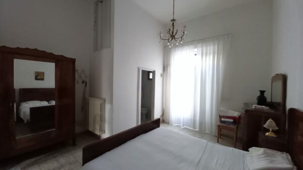 Indipendente su II livelli in zona Viale Friuli - immagine 3