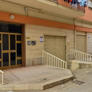 Box auto in zona Via Andria