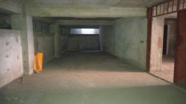 Box auto in zona Via Andria - immagine 4