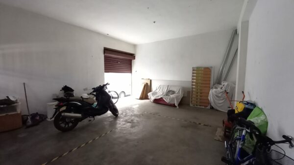 Garage in zona Via Ruvo - immagine 3