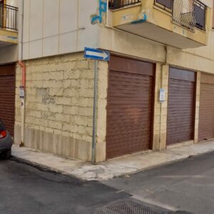 Garage in zona Via Ruvo