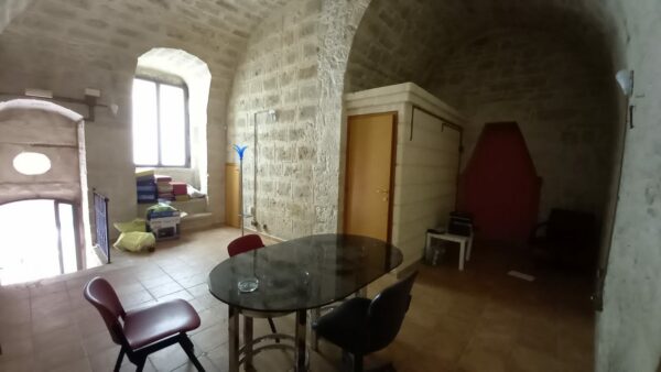 Locale uso studio + Cantina in zona Via Castel del Monte - immagine 3