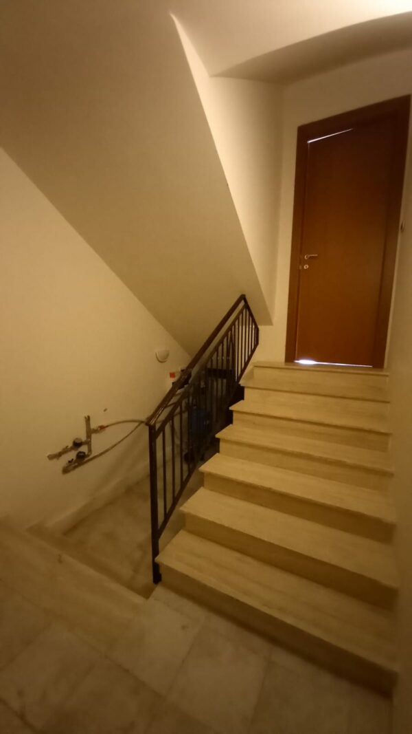 Locale Artigianale in zona Via Giappone - immagine 3