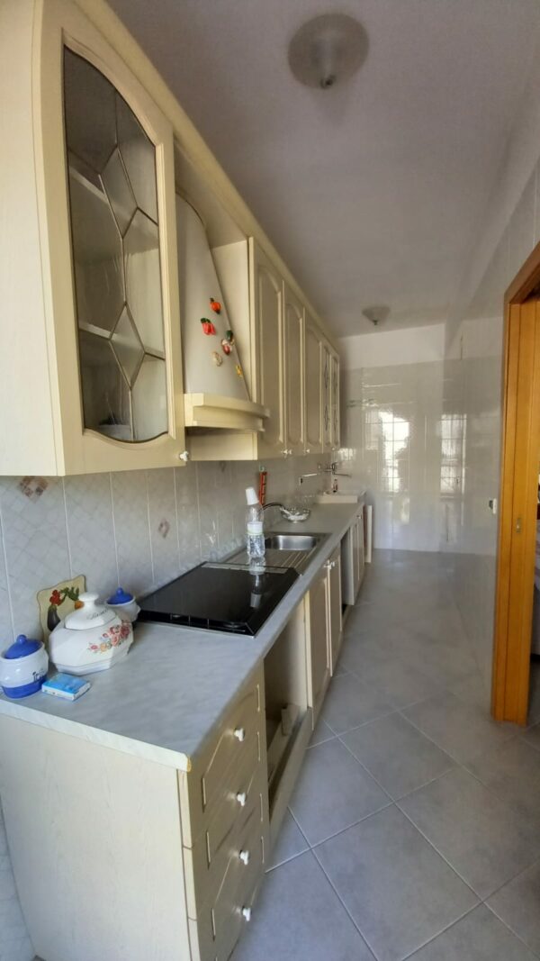 Appartamento con ascensore + box auto a Trani - immagine 10