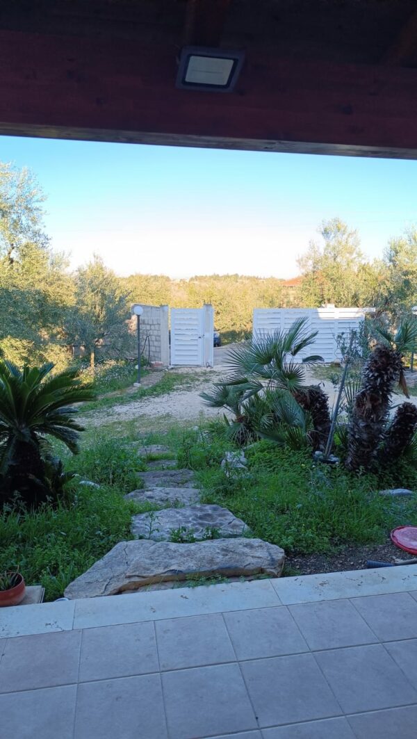 Villa in zona Via Castel del Monte - immagine 16