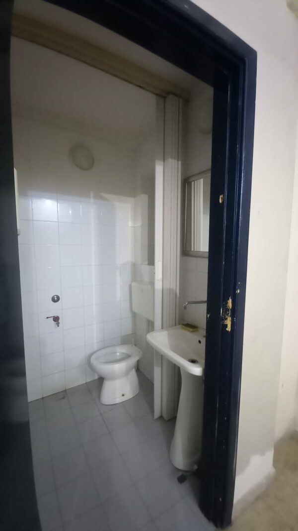 Locale uso abitazione in zona Via Aldo Moro - immagine 6