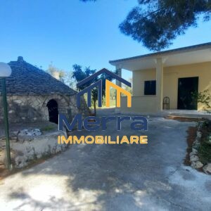 Villino con trullo