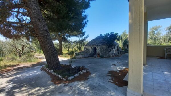 Villino con trullo - immagine 12