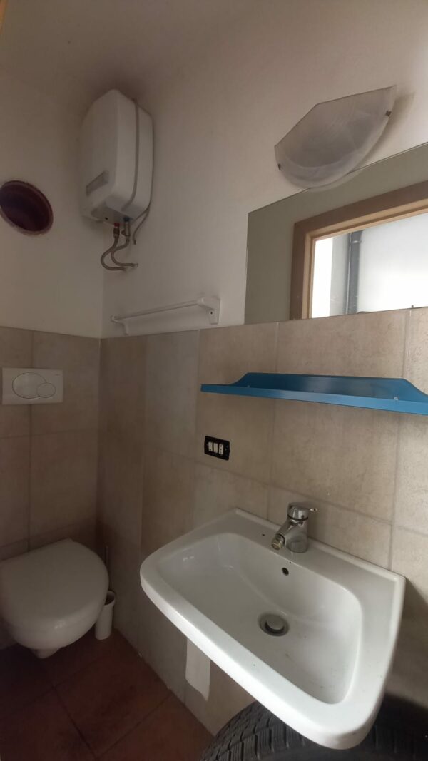Garage in zona Via Castel del Monte - immagine 4