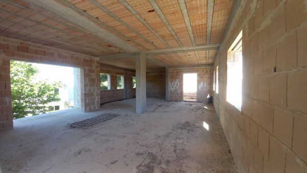 Villa + capannone zona Via Gravina - immagine 8