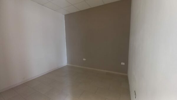 Locale commerciale in zona Piazza Cannizzaro - immagine 5