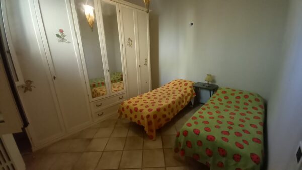 Villa in zona Via Castel del Monte - immagine 4