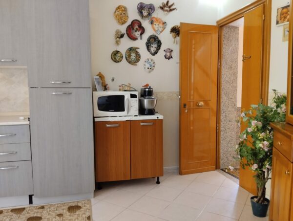 Indipendente in zona Via San Domenico - immagine 13