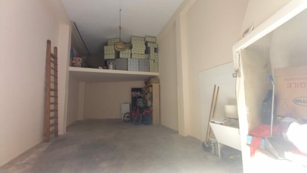 Garage in zona Via Andria - immagine 4