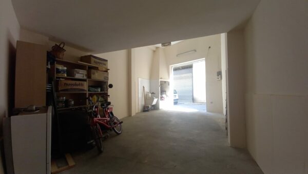 Garage in zona Via Andria - immagine 5