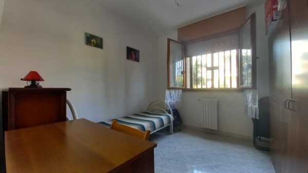Piano rialzato con box auto a Mariotto (frazione di Bitonto) - immagine 14