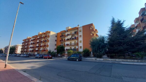 Appartamento con ascensore + garage in zona Via Prenestina