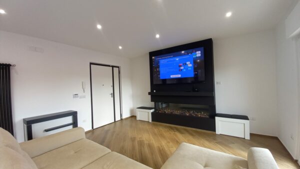 Appartamento con ascensore + garage in zona Via Prenestina - immagine 2