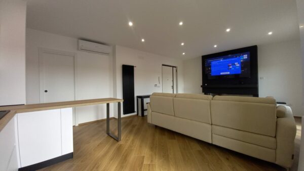 Appartamento con ascensore + garage in zona Via Prenestina - immagine 5
