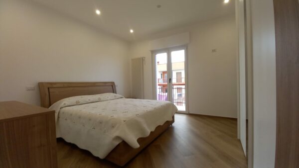 Appartamento con ascensore + garage in zona Via Prenestina - immagine 9