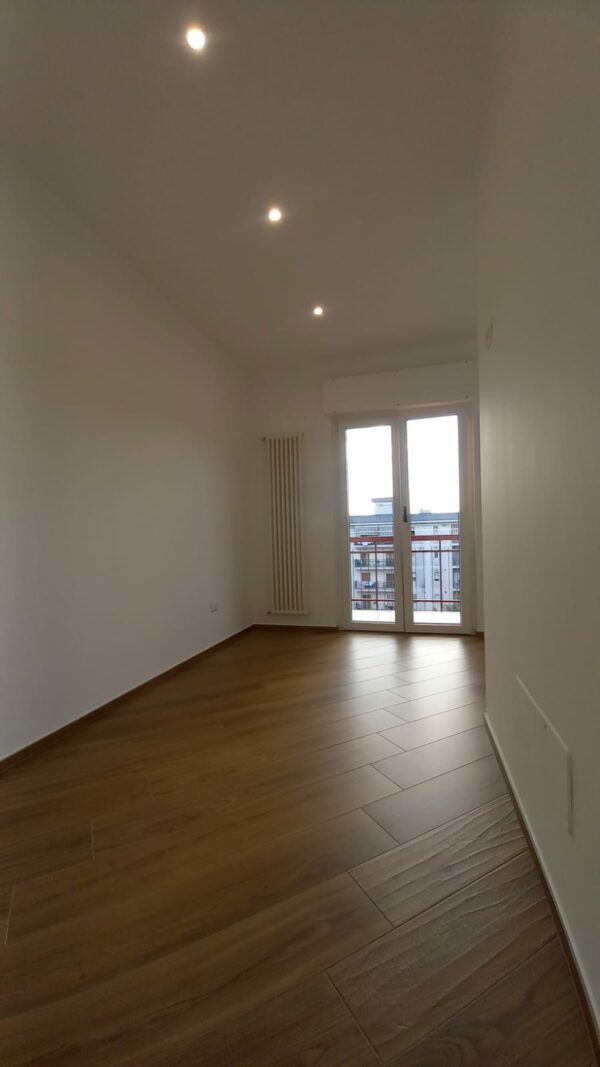 Appartamento con ascensore + garage in zona Via Prenestina - immagine 11
