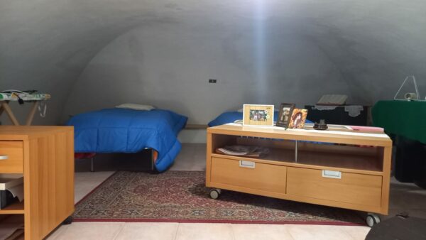 Locale uso abitazione in zona Via Castel del Monte - immagine 13