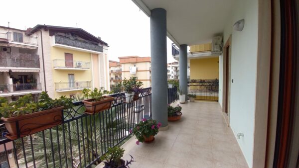 Appartamento con ascensore + box auto - immagine 20