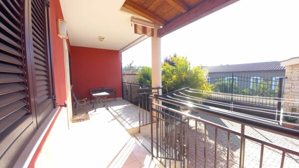 Villa bifamigliare in zona Via San Magno - immagine 24