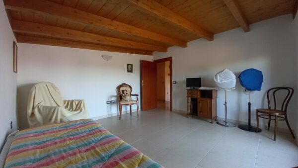 Villa bifamigliare in zona Via San Magno - immagine 21
