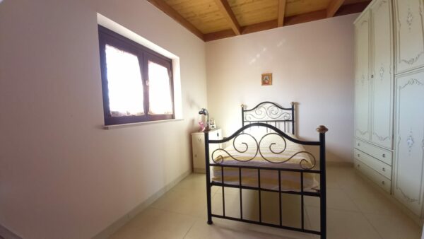 Villa bifamigliare in zona Via San Magno - immagine 23