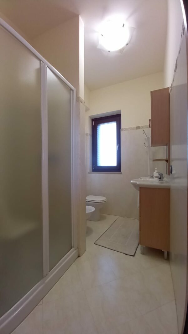Villa bifamigliare in zona Via San Magno - immagine 13