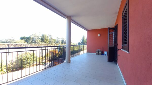 Villa bifamigliare in zona Via San Magno - immagine 34