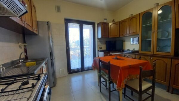 Villa bifamigliare in zona Via San Magno - immagine 7