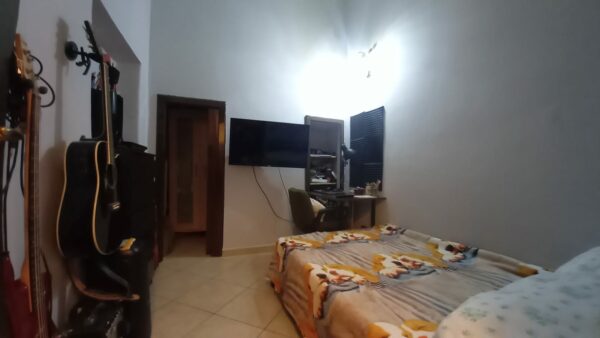 Indipendente con cantina su III livelli in zona Piazza Abazia - immagine 6