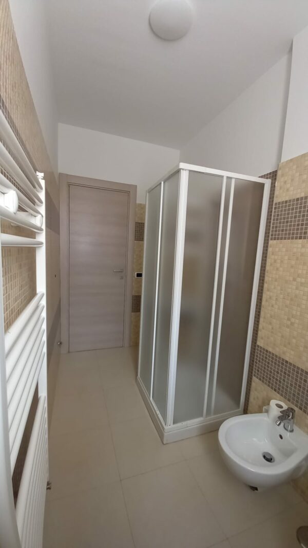 Appartamento in Viale Friuli - immagine 14