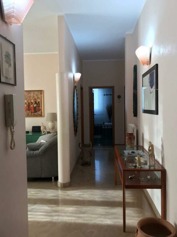 Appartamento in zona Stazione - immagine 6
