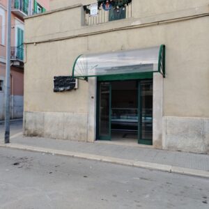 Locale commerciale in zona Via Castel del Monte