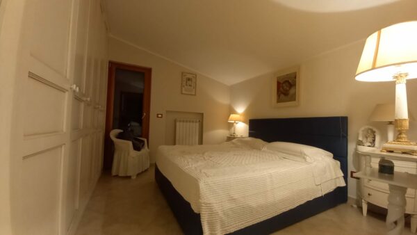 Mansarda con ascensore in zona Via Corato - immagine 4