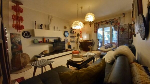 Appartamento con ascensore e box in Via San Domenico - immagine 2