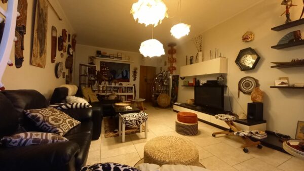 Appartamento con ascensore e box in Via San Domenico - immagine 4