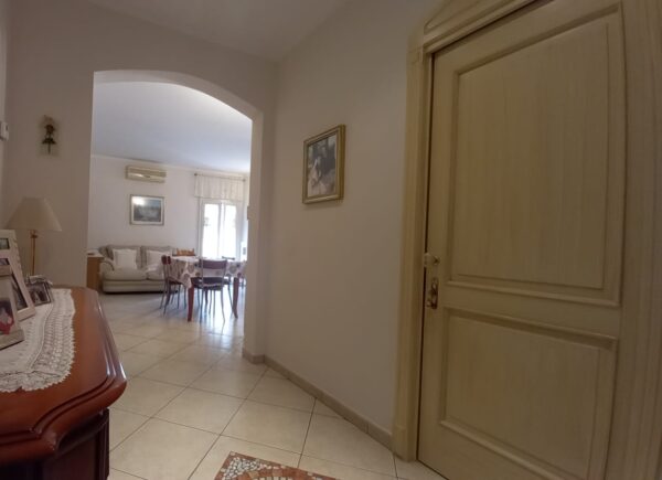 Semindipendente in zona Viale Vittorio Veneto - immagine 9