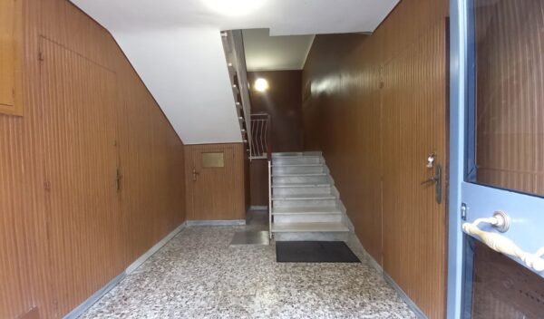 Appartamento in zona Via Castel del Monte - immagine 2