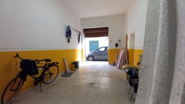 Appartamento in zona Via Castel del Monte - immagine 7