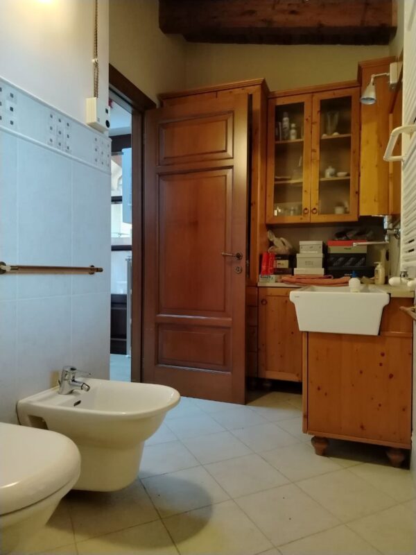 Prestigiosa Villa su II livelli con depandance in zona Via Castel del Monte - immagine 20