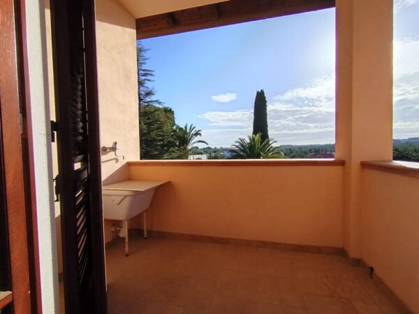 Prestigiosa Villa su II livelli con depandance in zona Via Castel del Monte - immagine 45