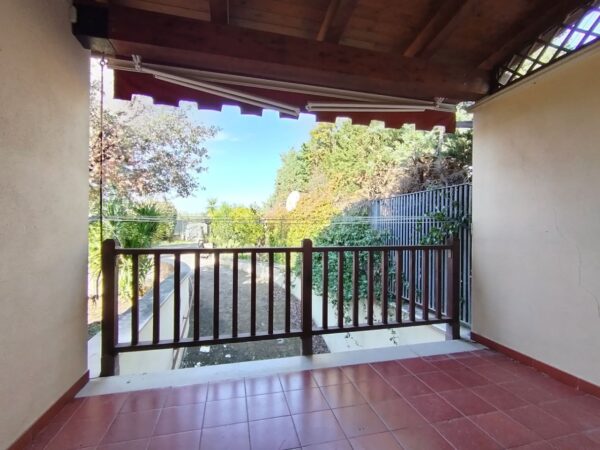 Prestigiosa Villa su II livelli con depandance in zona Via Castel del Monte - immagine 47