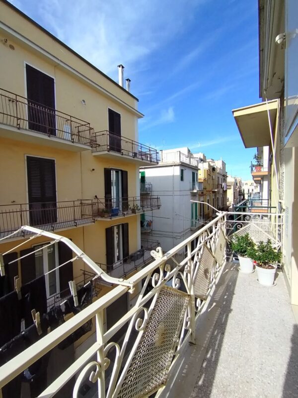 Semindipendente arredato in zona Viale IV Novembre - immagine 17