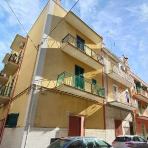 Semindipendente arredato in zona Viale IV Novembre