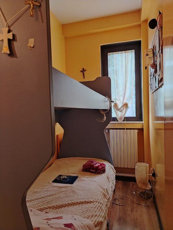Villa su II livelli in zona Via Bracco - immagine 13
